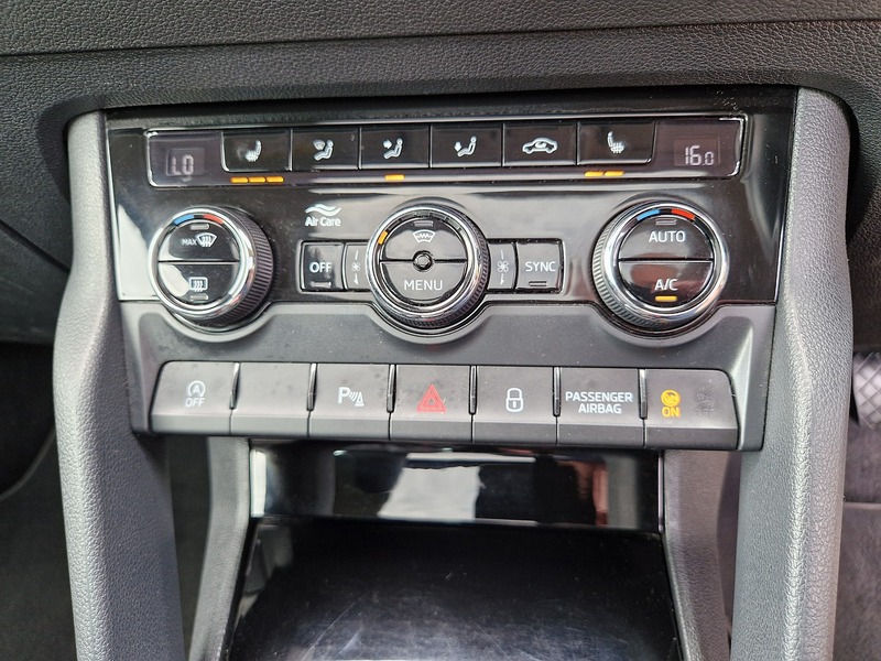 Skoda Karoq TSI Edition - U11773
