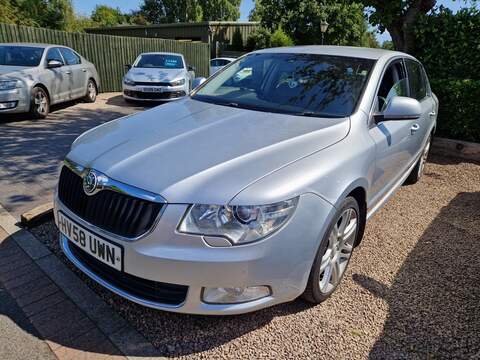Skoda Superb 1.8 SLK200 BlueEfficiency AMG Sport Convertible 2dr Petrol G-Tronic+ Euro 5 (s/s) (184 ps)