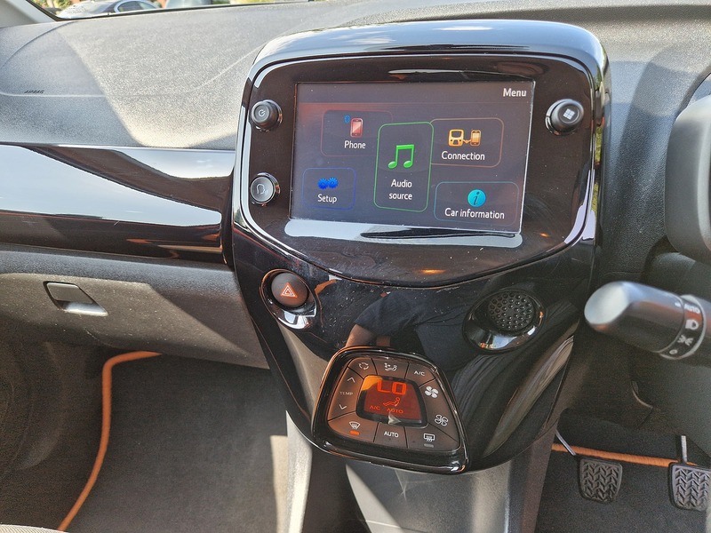 Toyota AYGO VVT-i x-cite - U11785