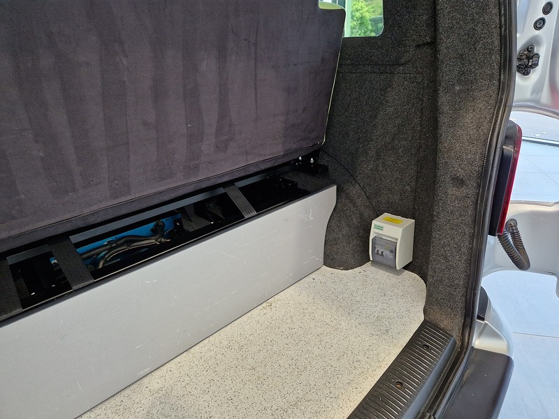 Volkswagen Transporter TDI T28 Highline - U11788