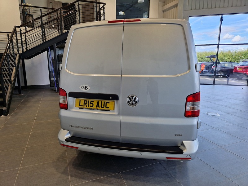 Volkswagen Transporter TDI T28 Highline - U11788