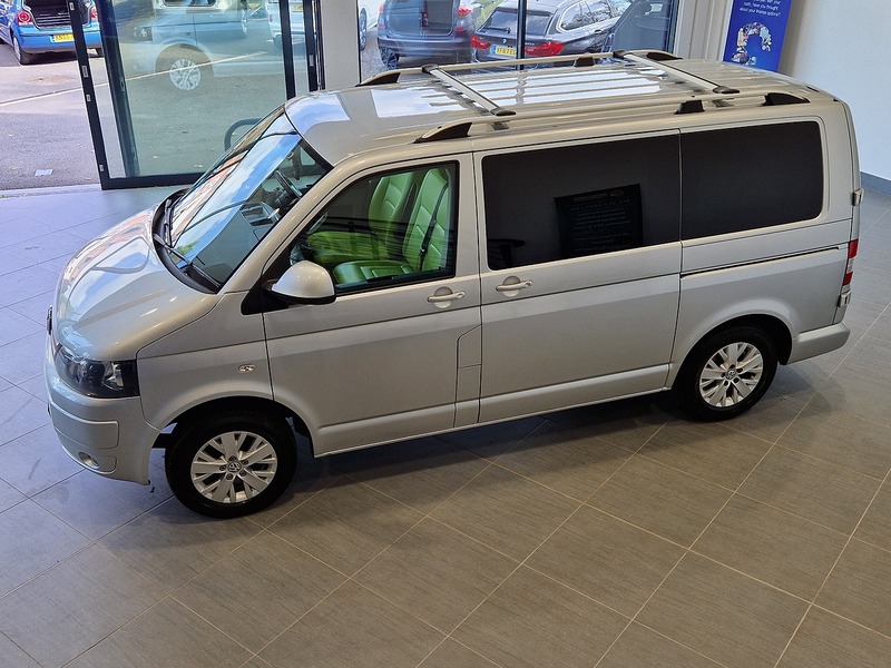 Volkswagen Transporter TDI T28 Highline - U11788