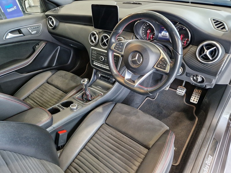 Mercedes-Benz A Class A200d AMG Line - U11794