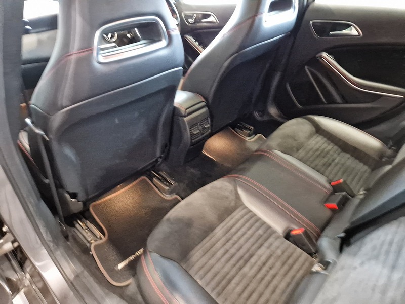 Mercedes-Benz A Class A200d AMG Line - U11794