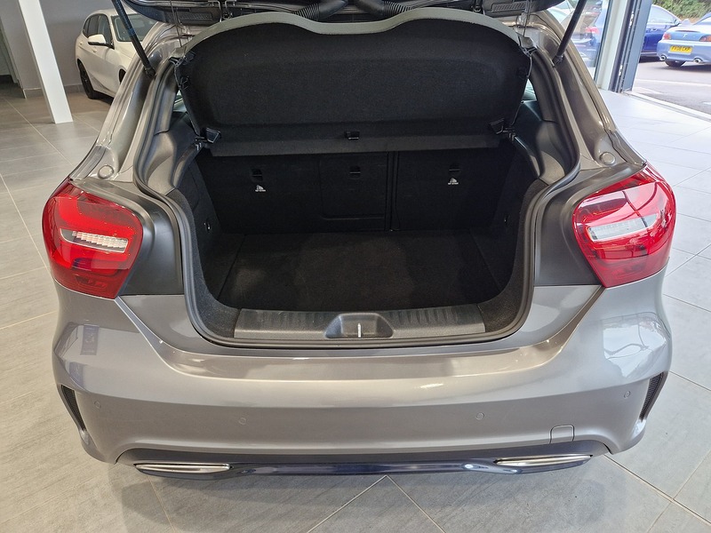 Mercedes-Benz A Class A200d AMG Line - U11794