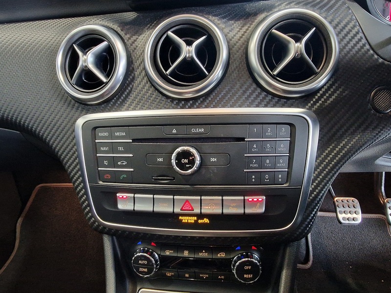 Mercedes-Benz A Class A200d AMG Line - U11794