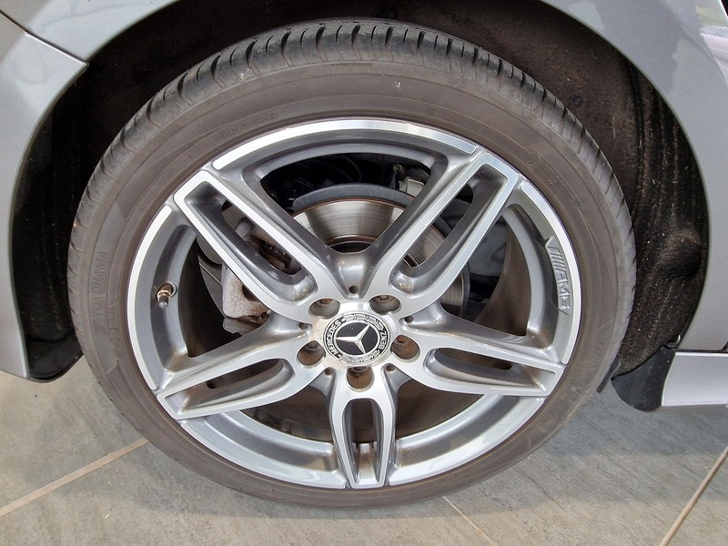 Mercedes-Benz A Class A200d AMG Line - U11794