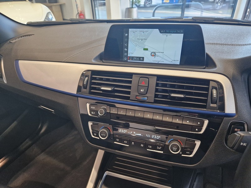 BMW 2 Series M240i - U11797