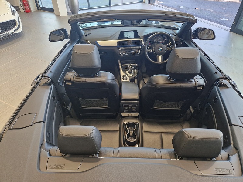 BMW 2 Series M240i - U11797