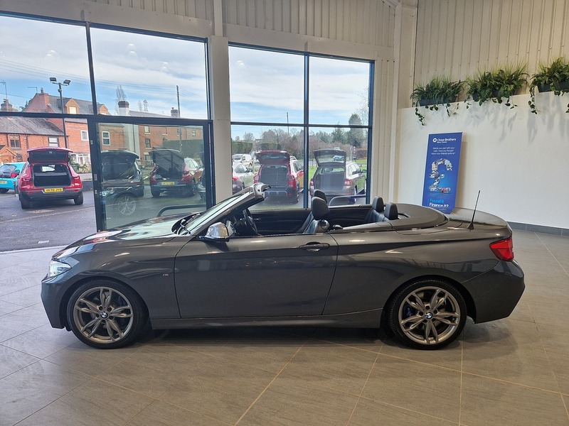 BMW 2 Series M240i - U11797