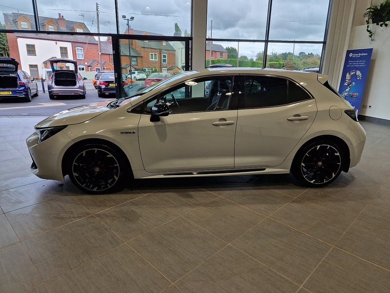 Toyota Corolla VVT-h GR SPORT - U11798