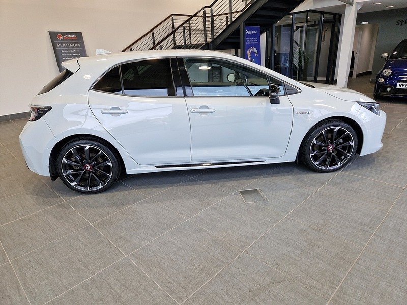 Toyota Corolla VVT-h GR SPORT - U11798