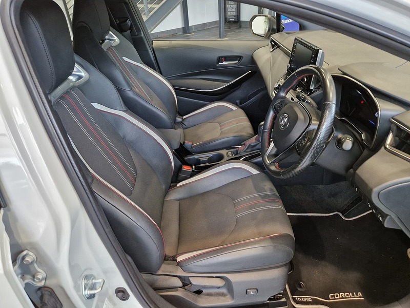 Toyota Corolla VVT-h GR SPORT - U11798