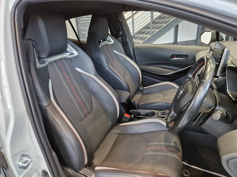 Toyota Corolla VVT-h GR SPORT - U11798