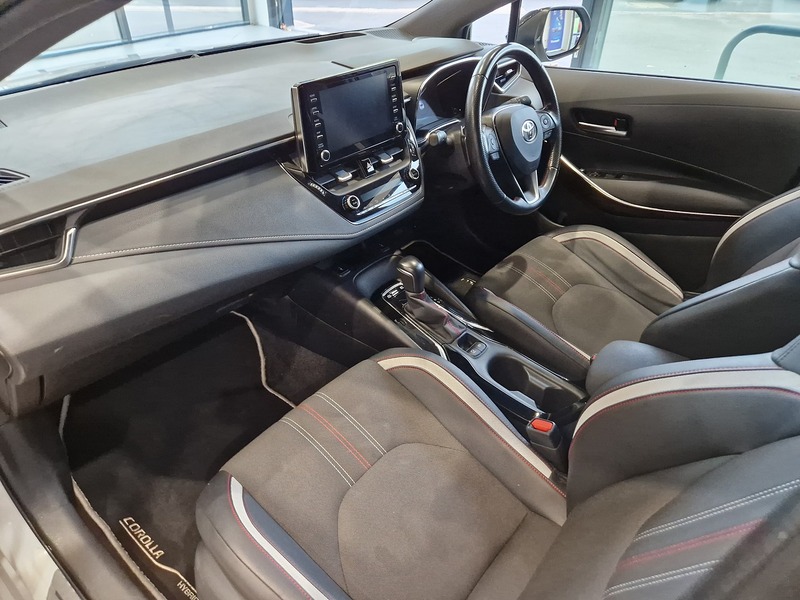 Toyota Corolla VVT-h GR SPORT - U11798