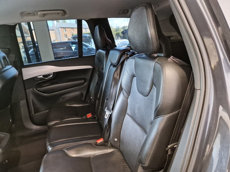 Volvo XC90 D5 PowerPulse Momentum Pro - U11809