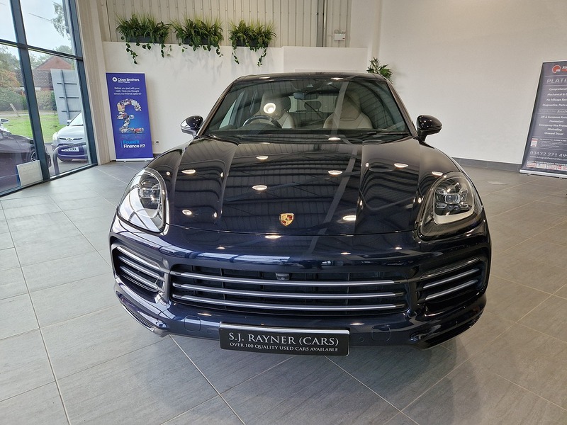 Porsche Cayenne T V6 S - U11823