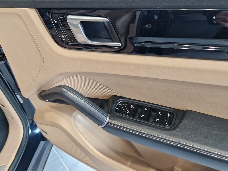 Porsche Cayenne T V6 S - U11823