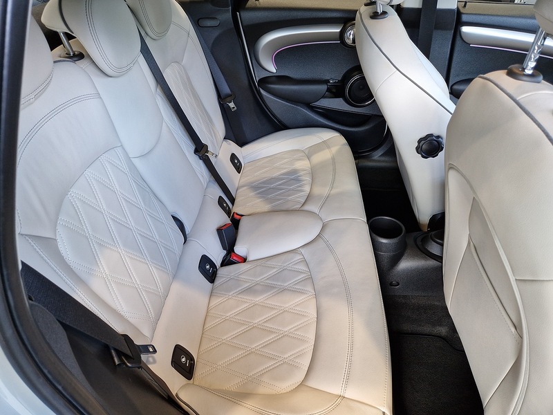 MINI Hatch Cooper S Exclusive - U11832
