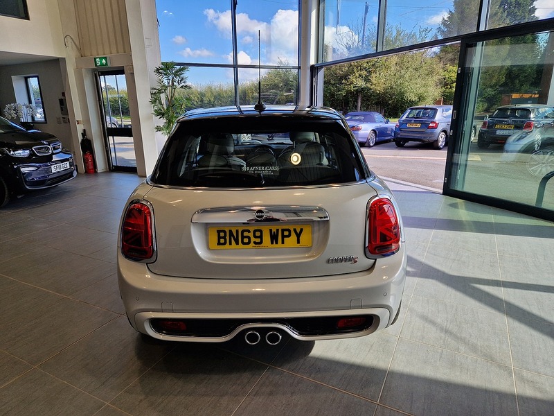MINI Hatch Cooper S Exclusive - U11832