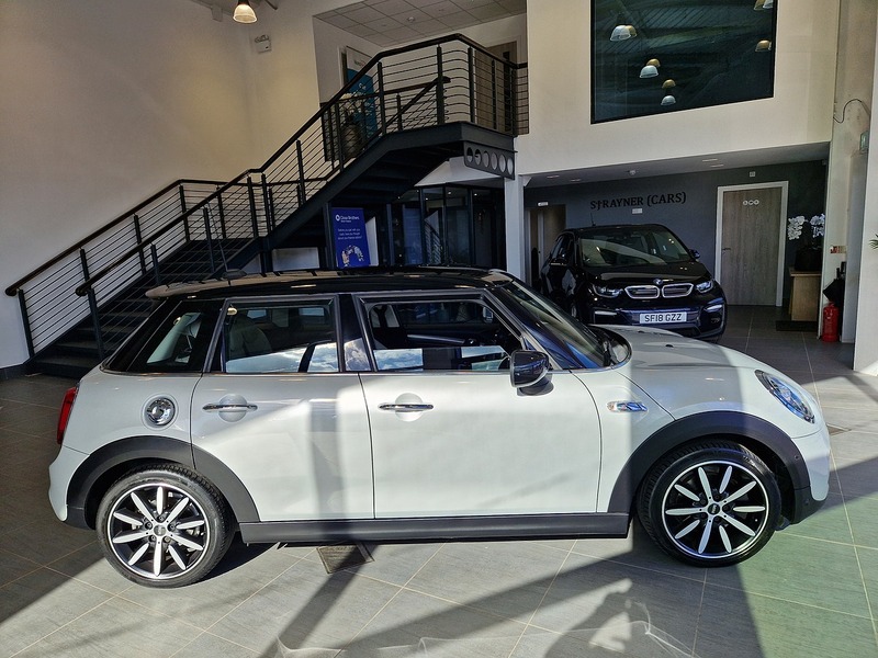 MINI Hatch Cooper S Exclusive - U11832