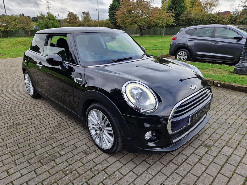 MINI Hatch Cooper - U11834