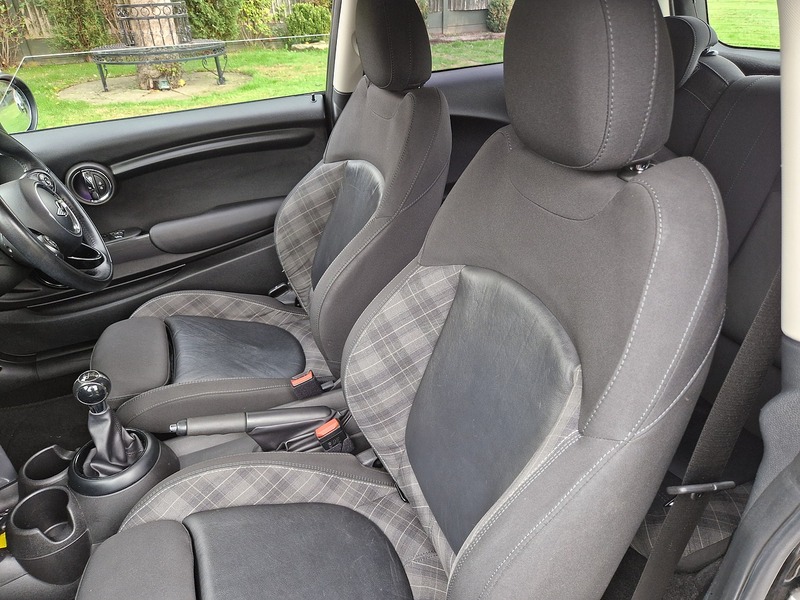 MINI Hatch Cooper - U11834