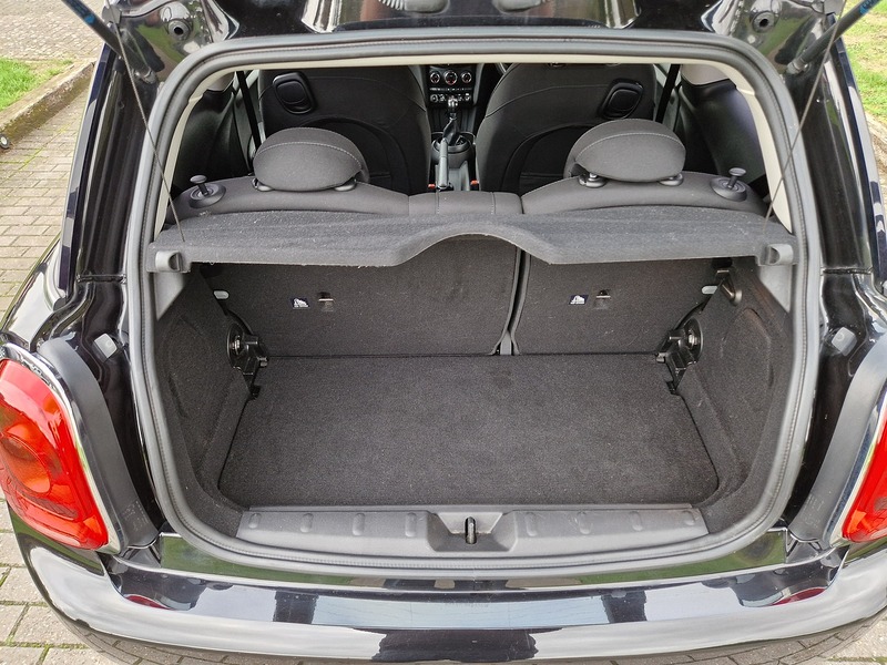 MINI Hatch Cooper - U11834