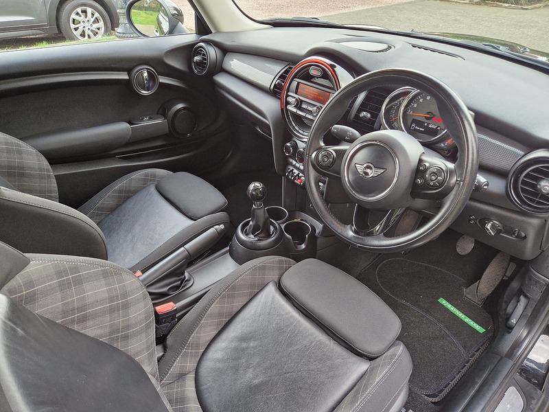 MINI Hatch Cooper - U11834