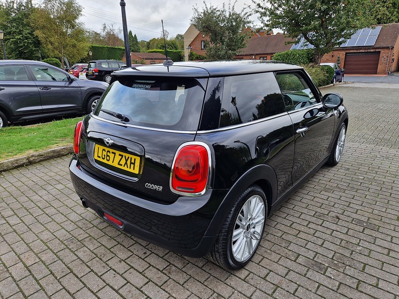 MINI Hatch Cooper - U11834