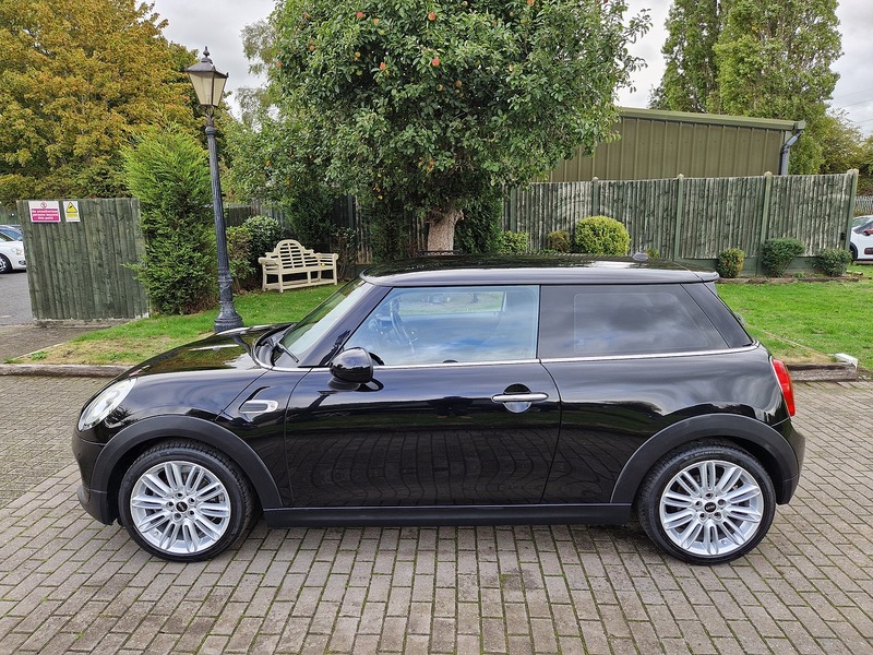 MINI Hatch Cooper - U11834