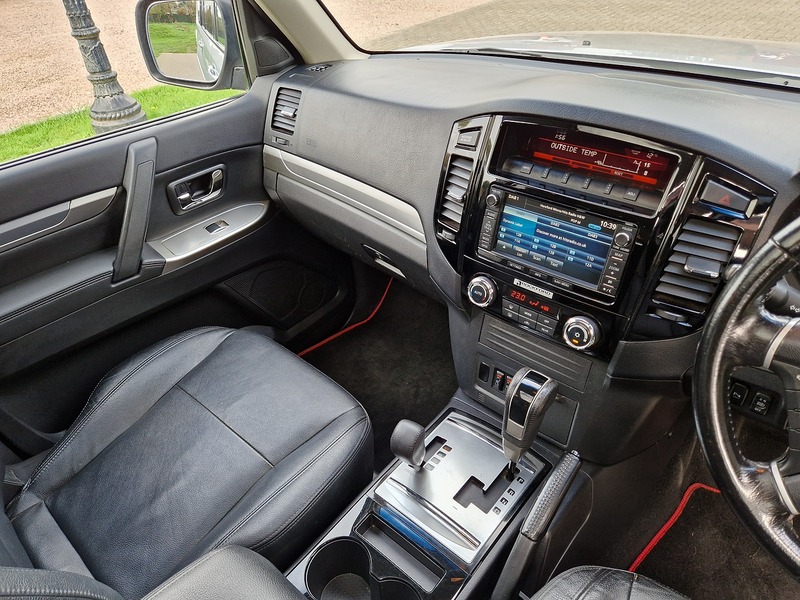 Mitsubishi Shogun DI-DC SG3 - U11840