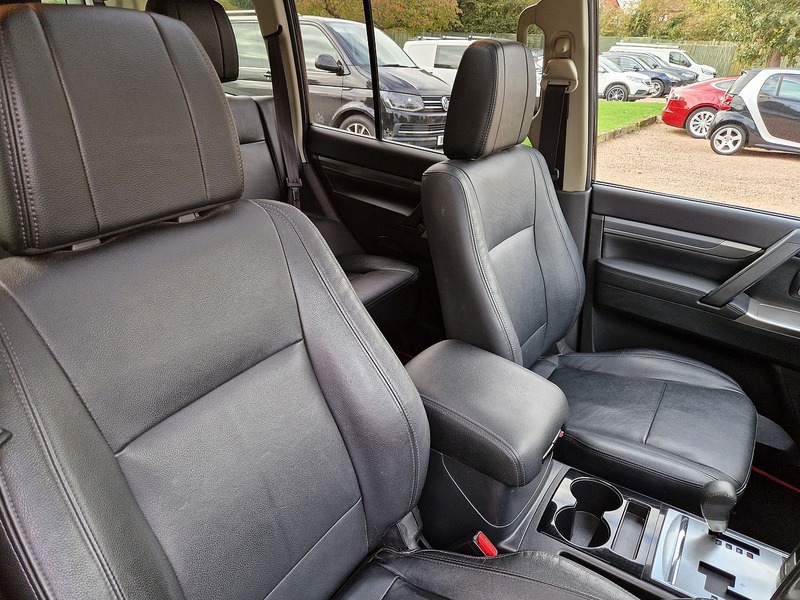 Mitsubishi Shogun DI-DC SG3 - U11840