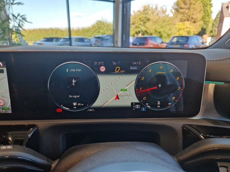 Mercedes-Benz CLA CLA180 AMG Line - U11842