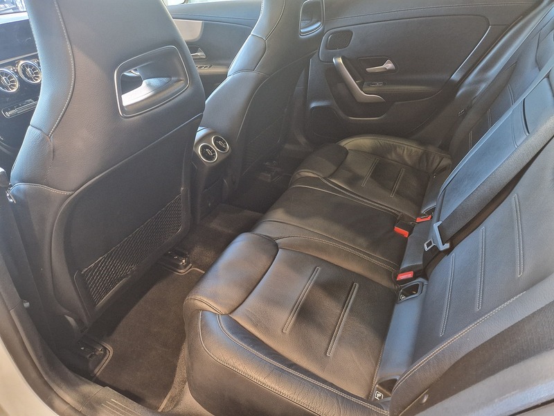 Mercedes-Benz CLA CLA180 AMG Line - U11842