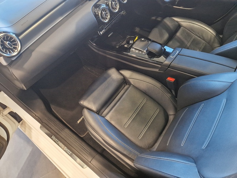 Mercedes-Benz CLA CLA180 AMG Line - U11842