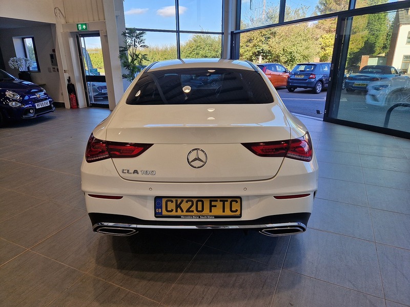 Mercedes-Benz CLA CLA180 AMG Line - U11842