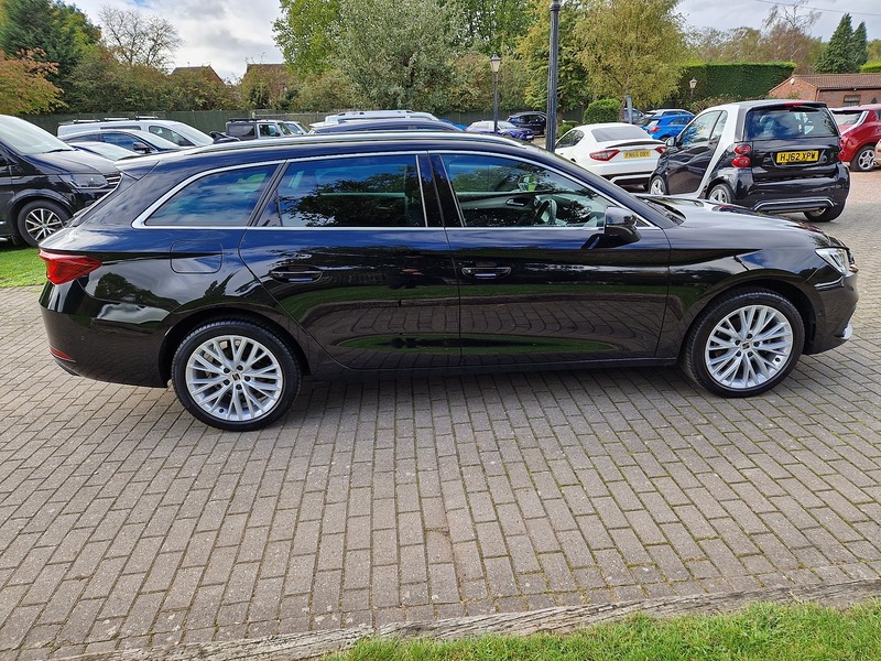 SEAT Leon eTSI MHEV XCELLENCE - U11844