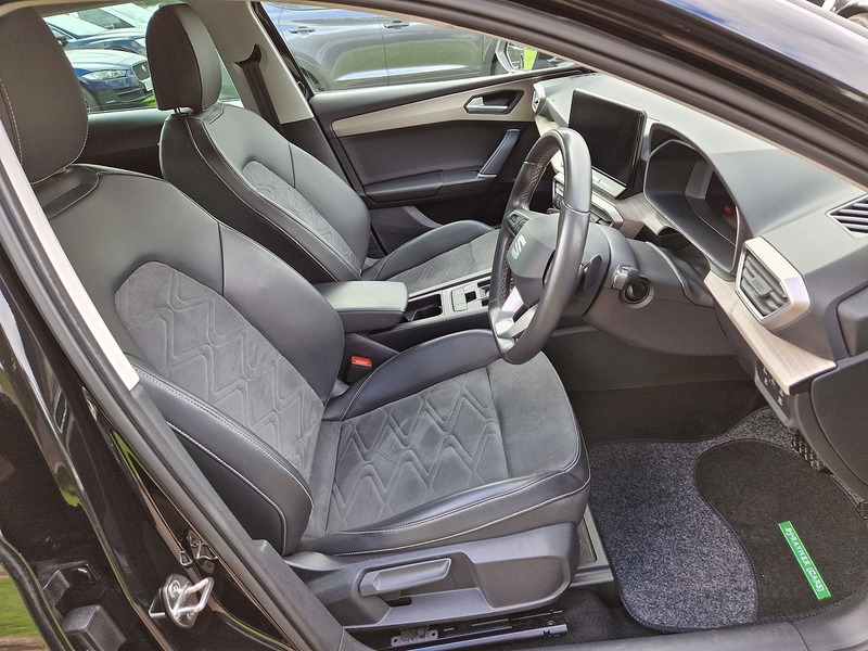 SEAT Leon eTSI MHEV XCELLENCE - U11844