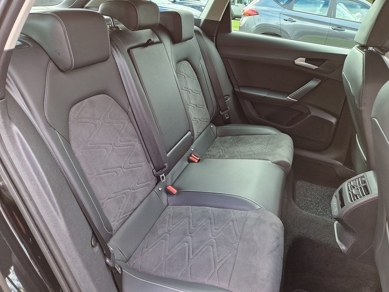 SEAT Leon eTSI MHEV XCELLENCE - U11844