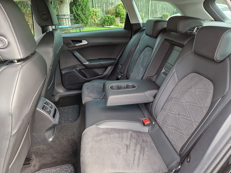 SEAT Leon eTSI MHEV XCELLENCE - U11844