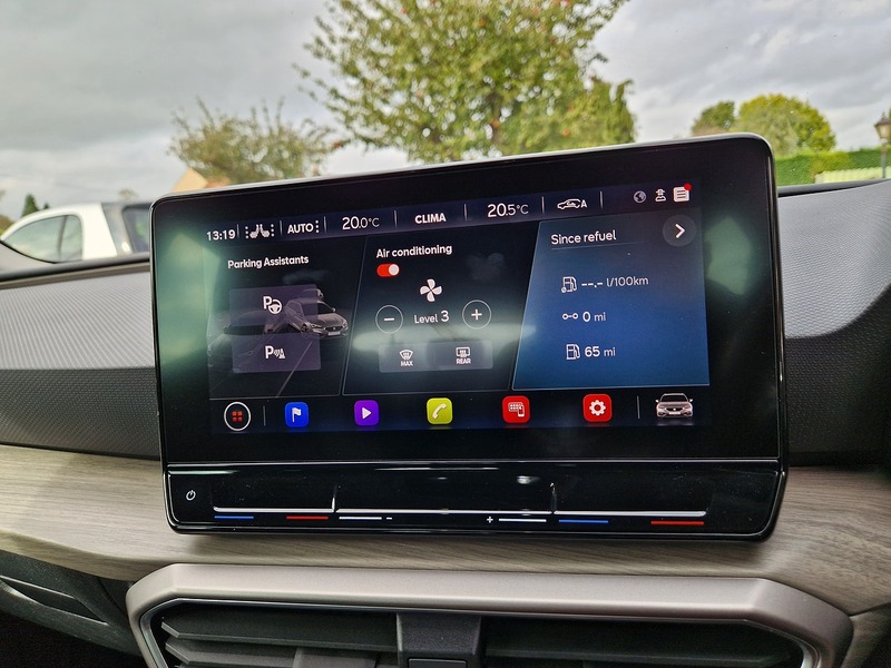 SEAT Leon eTSI MHEV XCELLENCE - U11844