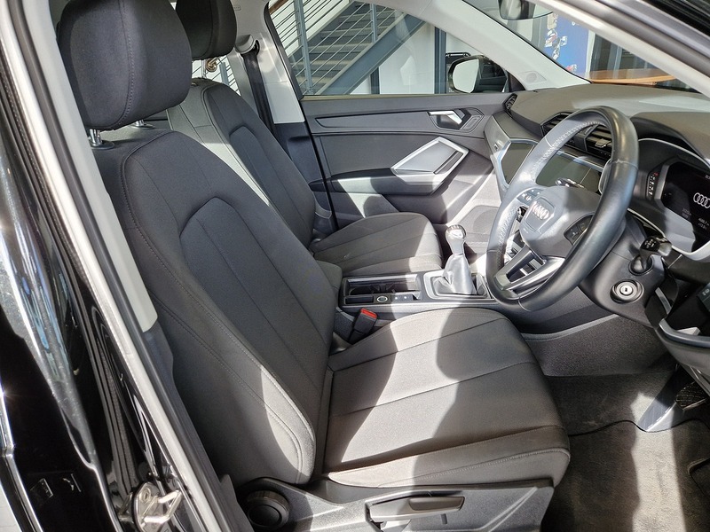 Audi Q3 TFSI CoD Technik - U11854