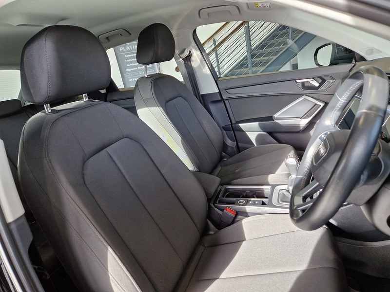 Audi Q3 TFSI CoD Technik - U11854