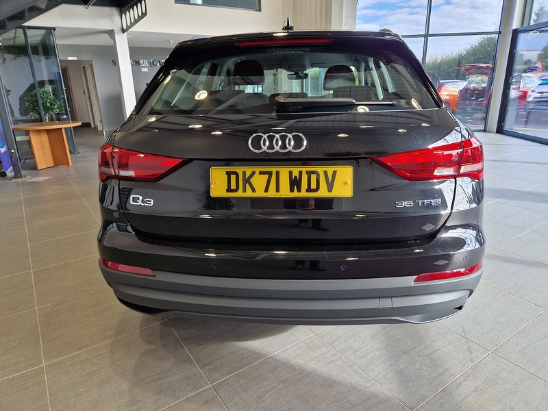 Audi Q3 TFSI CoD Technik - U11854