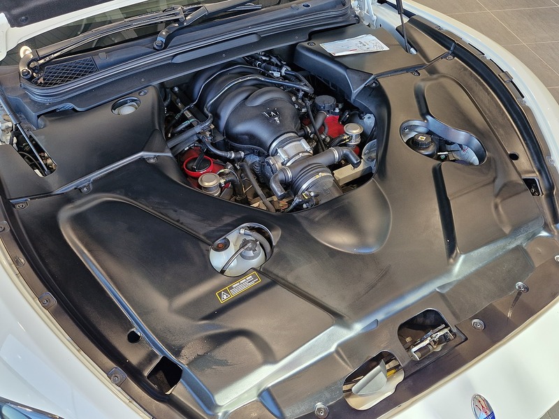 Maserati Granturismo V8 Sport - U11861