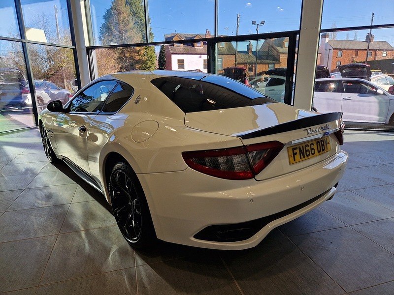 Maserati Granturismo V8 Sport - U11861