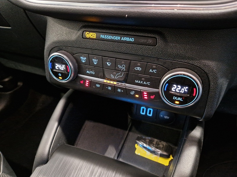 Ford Kuga h Duratec Vignale - U11865