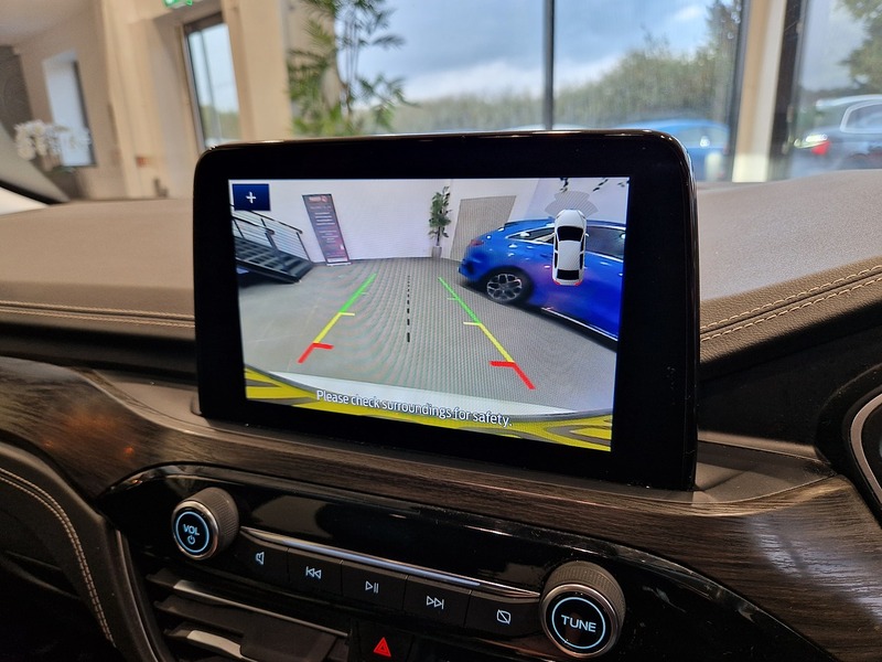 Ford Kuga h Duratec Vignale - U11865