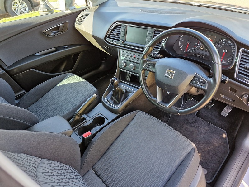 SEAT Leon TDI SE Dynamic Technology - U11868